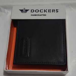Dockers Handcrafted Black Bifold Wallet
